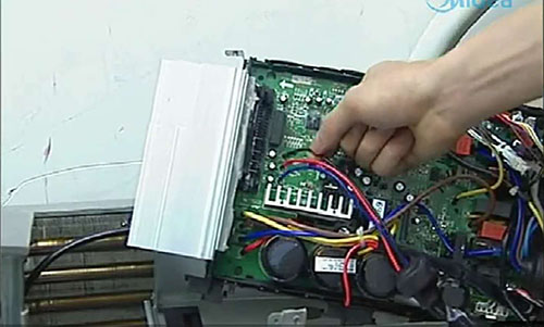 罗甸美的空调电话是多少